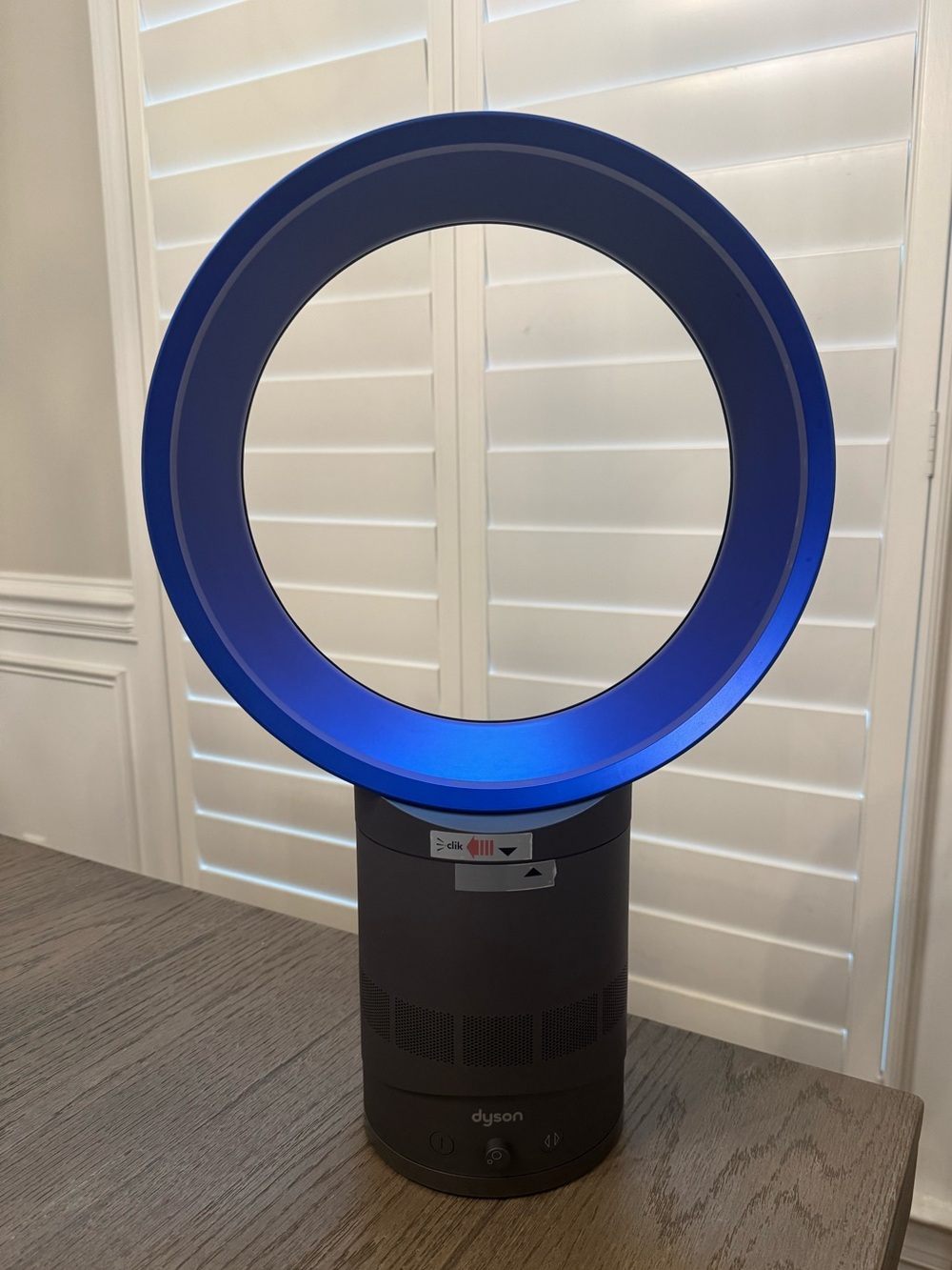 Dyson AM06 Air Multiplier 10" Bladeless Desk Fan